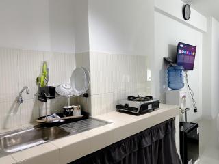 Cozy Living Studio Grand Sentraland Karawang Apartment By Travelio - 3