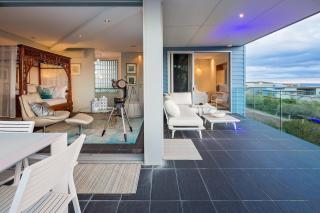 Fragrant Harbour - wood fire & stunning ocean views - 5