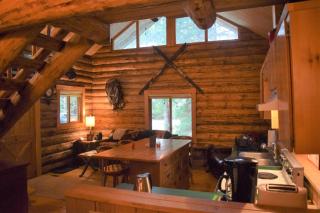 Cascade Log Cabin - Packwood - 7