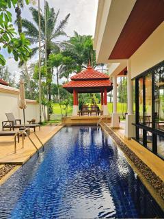 Laguna 4-BR Golf Views & Pool Vacation Villa - - 0