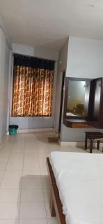 Manjeri Tourist Home - Manjeri - 6