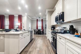 3 Kings Pet-friendly Near Golf & Business Hub - 3