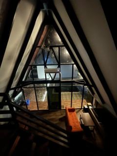 Modern A-Frame Cabin Staycation with Pool, Jacuzzi&PS5 - 7