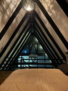 Modern A-Frame Cabin Staycation with Pool, Jacuzzi&PS5 - 2