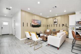 Emerald Homes Luxury Suite - A NRG, Med Center - Houston - 5