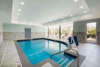Hilton Garden Inn Saint Charles - Saint Charles - 4