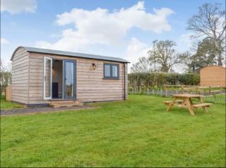 Vicarage Hideaways - Halvergate - 2