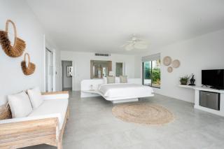 Villa Kazu - Luxury 5-Bedrooms Oceanview Retreat with Cinema, Bar, Infinity Pool, Private Cook & Maid - Amphoe Koksamui - 1