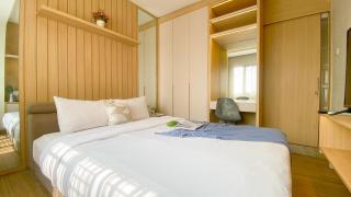 Modern Look 2BR at Puri Garden Apartment By Travelio - 9