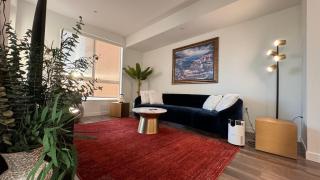 Wallace Luxurious - Los Angeles - 3