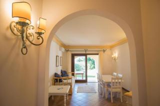 Beautiful Il Giardino degli Oleandri one bedroom sleeps two num0850 - Liscia di Vacca - 9