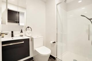 Stunning Studio Close to SkyTower - Pool Gym Sauna - Auckland - 4