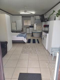 Santini Lace Self Catering Unit - Plettenbergbaai - 2