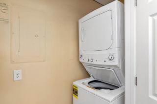 1034 Shoreline Towers | Direct Beach Access and Beach Setup! - Destin - 1