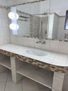 AfricanHouse Z with Creek View in Mombasa - Mtwapa - Kilifi - 4