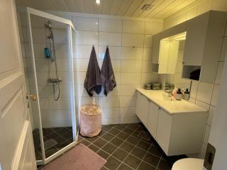 Stylish 4-Bedroom Apartment with Mountain Views! - Beitostøl - 2