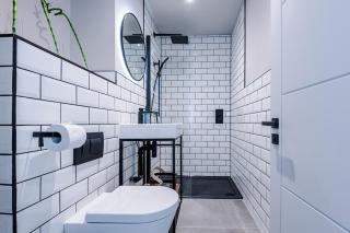 Modern Amenities and Luxury Finishes - Llandudno - 2