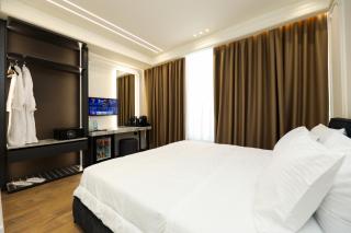 Hotel Adore - Vlorë - 1