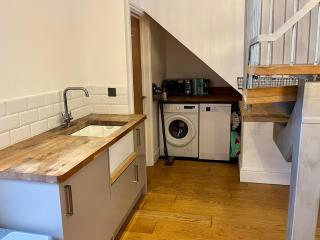 Lake Park House - Stylish Apartment with Parking - Cardiff - 5