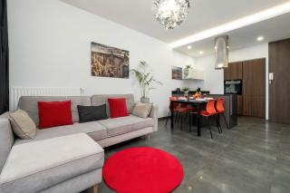 Nowoczesny Apartament z Parkingiem & Balkonem w Centrum Łodzi by Rent like home - Łódź - 1