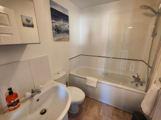 Cedar - AwayOnBusiness - Eastleigh - 4