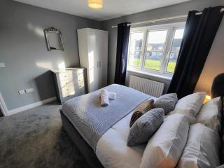 Cedar - AwayOnBusiness - Eastleigh - 1