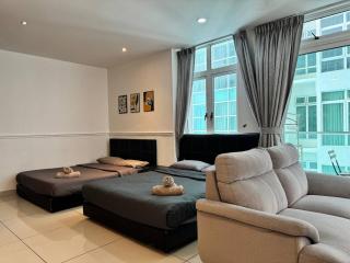 KSL Cosy B15 Tv Box Johor Bahru - 0