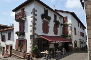 Hostel Ramuntcho - Saint-Jean-Pied-de-Port - 9
