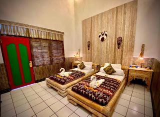 Binaria Museum Hotel - Lovina - 7