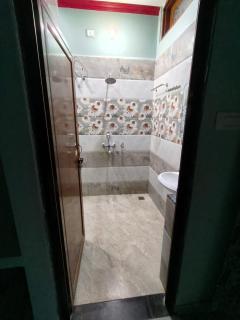 ecoessentials enterprises Hoom Stays - 5