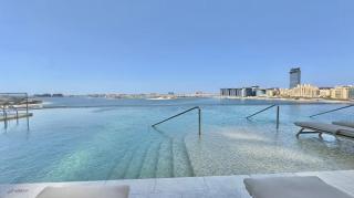 Grand Bleu 02 - LIMITED OFFER! Stylish Waterfront Bliss 2BR for 5 - 4