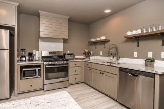 Walk to Bentonville Square - Cozy & Convenient - Bentonville - 9