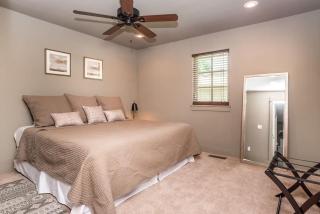 Walk to Bentonville Square - Cozy & Convenient - Bentonville - 8