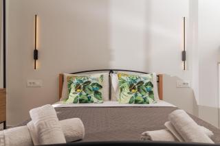 Avouris 2 Bedroom Apartment & Studios - 5