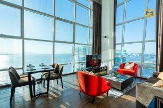 Seaview Seafront Duplex in Town with WiFi & Full Kitchen 23 - George Town - 0