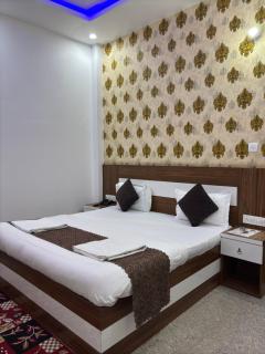 Hotel Ramay Palace - Ayodhya - 7