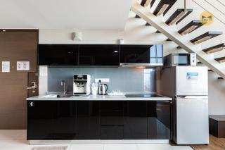 Seaview Seafront Duplex in Town with WiFi & Full Kitchen 16 - George Town - 8