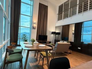 Seaview Seafront Duplex in Town with WiFi & Full Kitchen 16 - George Town - 1