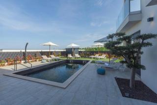 NoaMio Homestay with Heated Swimming Pool & Sauna - Radmani - 5