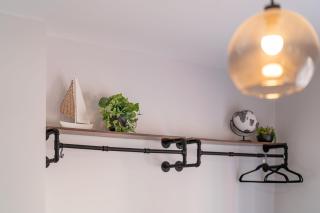 2 Bedroom, 2 Bathroom Garden Flat, By Primal Estates Short Lets in Brighton - Brighton & Hove - 4