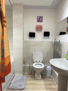 Stanton - Stylish 2 Bedroom - Dagenham - 5