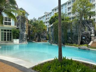 Grand Florida Beachfront Condo Resort Pattaya 大开间 - 5