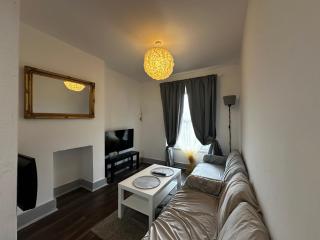 MileEnd 4 large master bedroom - Londres - 6