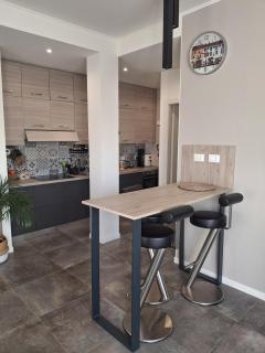 Bright two-bedroom apartment near Isola - Milan - 7