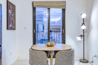 Contemporary 2-Bedroom Escape - Tal-Franċiż - 4