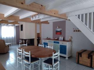 Maison climatisée 4 pièces, 8 couchages, proche plage et commerces, avec véranda et barbecue - FR-1-229D-113 - Fleury - 9