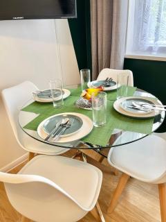 The Express Apartment - Goodmayes - 7