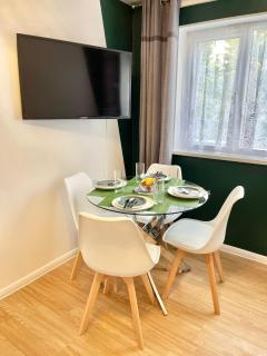 The Express Apartment - Goodmayes - 6