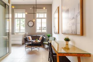 Beach Side Retreat in Central Tel Aviv By Vacay - Tel Aviv - 0