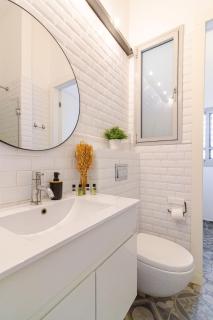 Beach Side Retreat in Central Tel Aviv By Vacay - Tel Aviv - 8